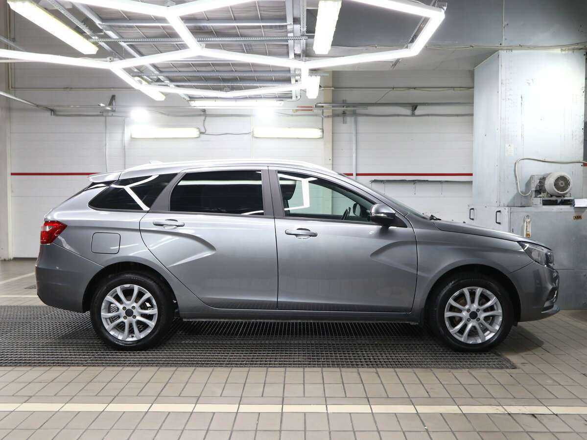 Lada (ВАЗ) Vesta SW, 2020 - фото №3